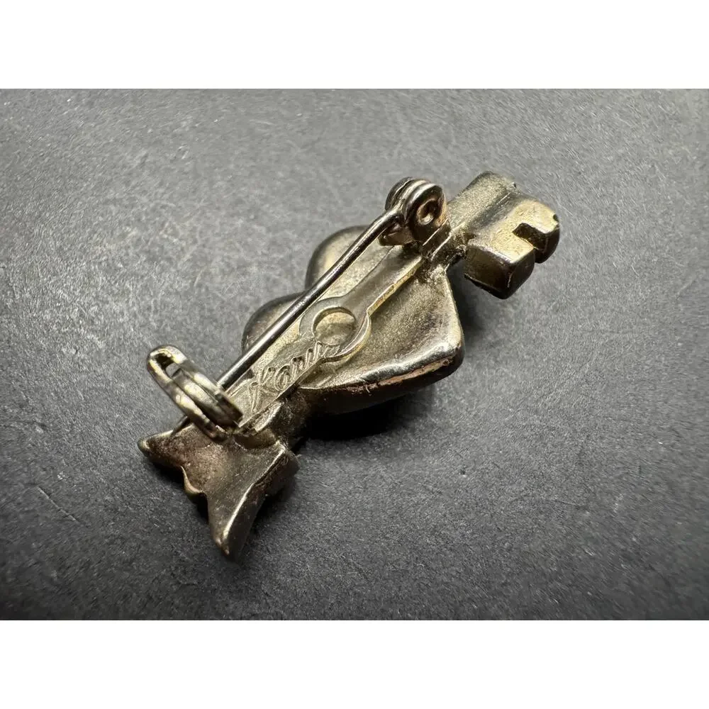 Vintage Karu Signed Silver Tone Rhinestone Key Through Heart Pin Brooch